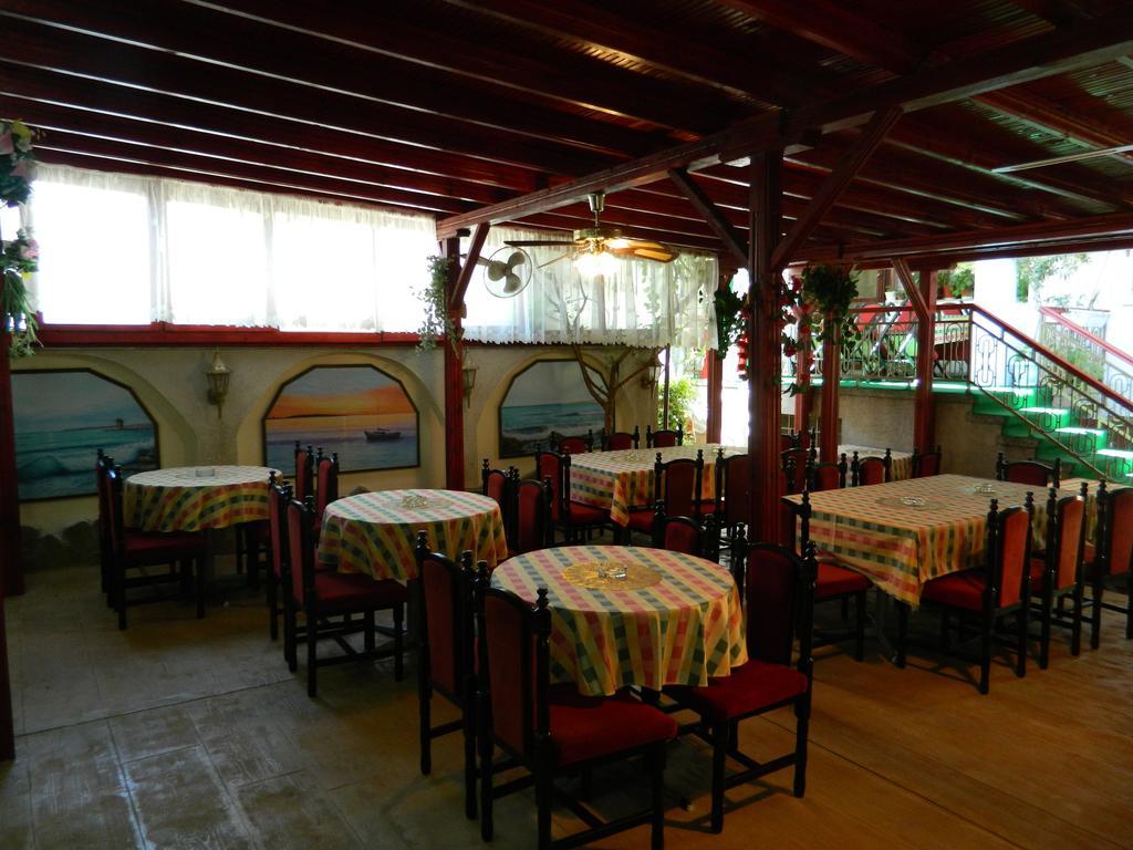 Family Hotel Andreev Neszebar Kültér fotó